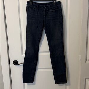 Ann Taylor Dark Wash Modern Fit Straight leg jeans  Sz 6